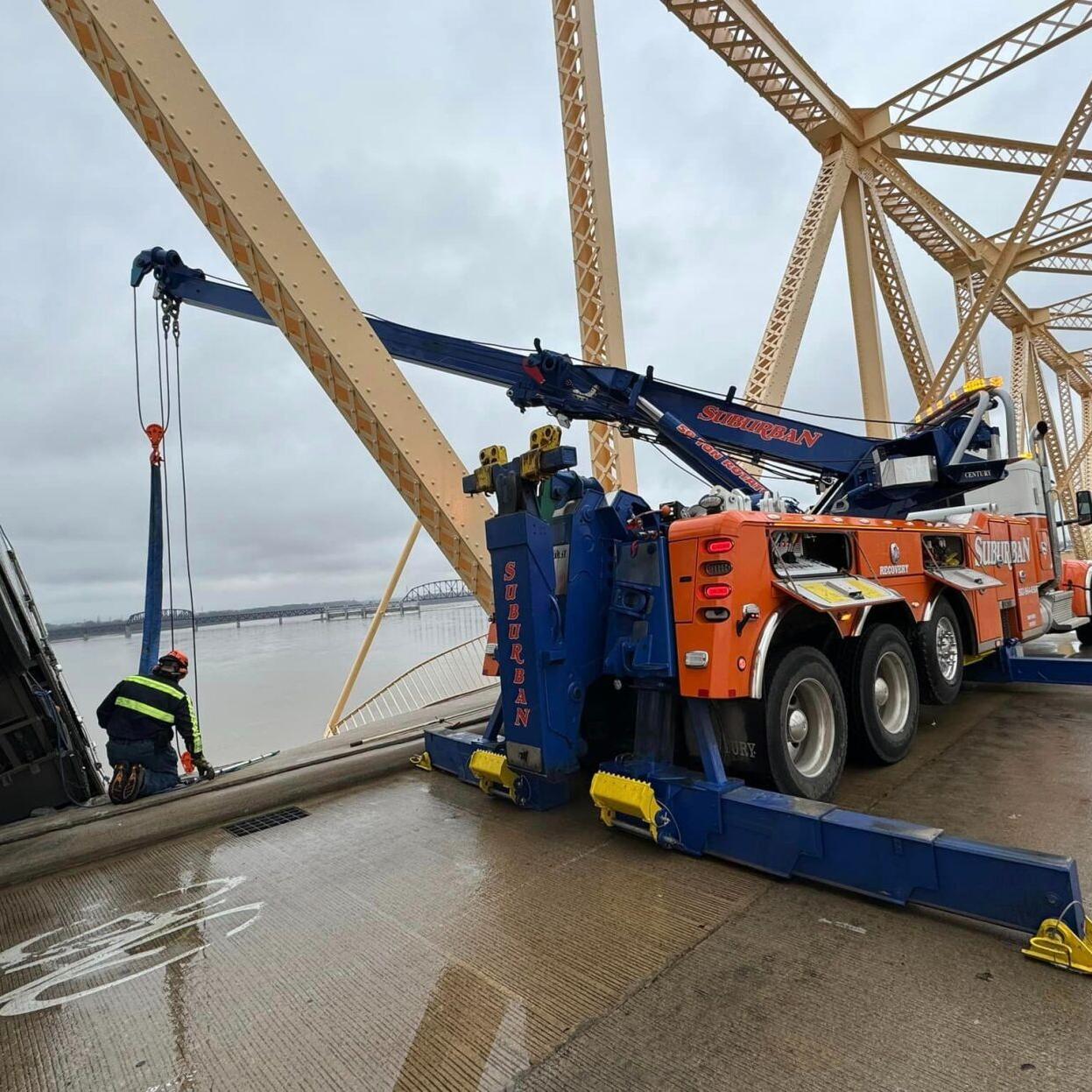 2nd street bridge crash - towing up semi - 3.1.24